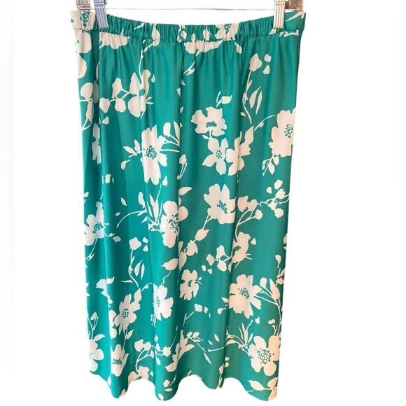 J. Crew NWT Sz S Green White Floral Cottagecore Flowy Silky Midi Skirt - Picture 2 of 5